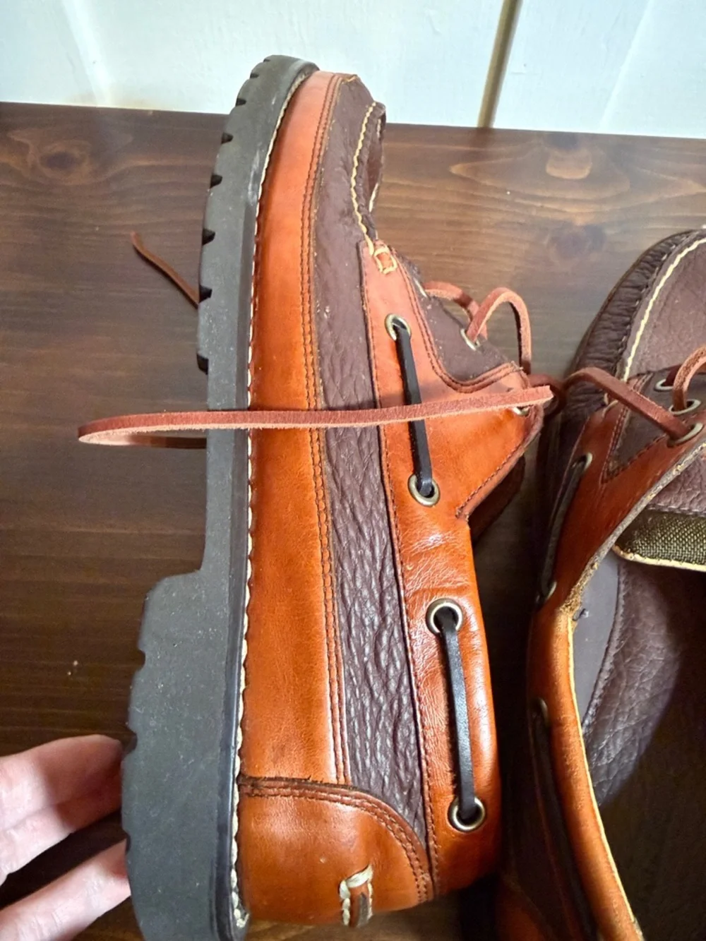 L.L. Bean Men’s Leather Boat Shoes Brown Lace Up Moc Toe Outdoor Comfort Size 11
